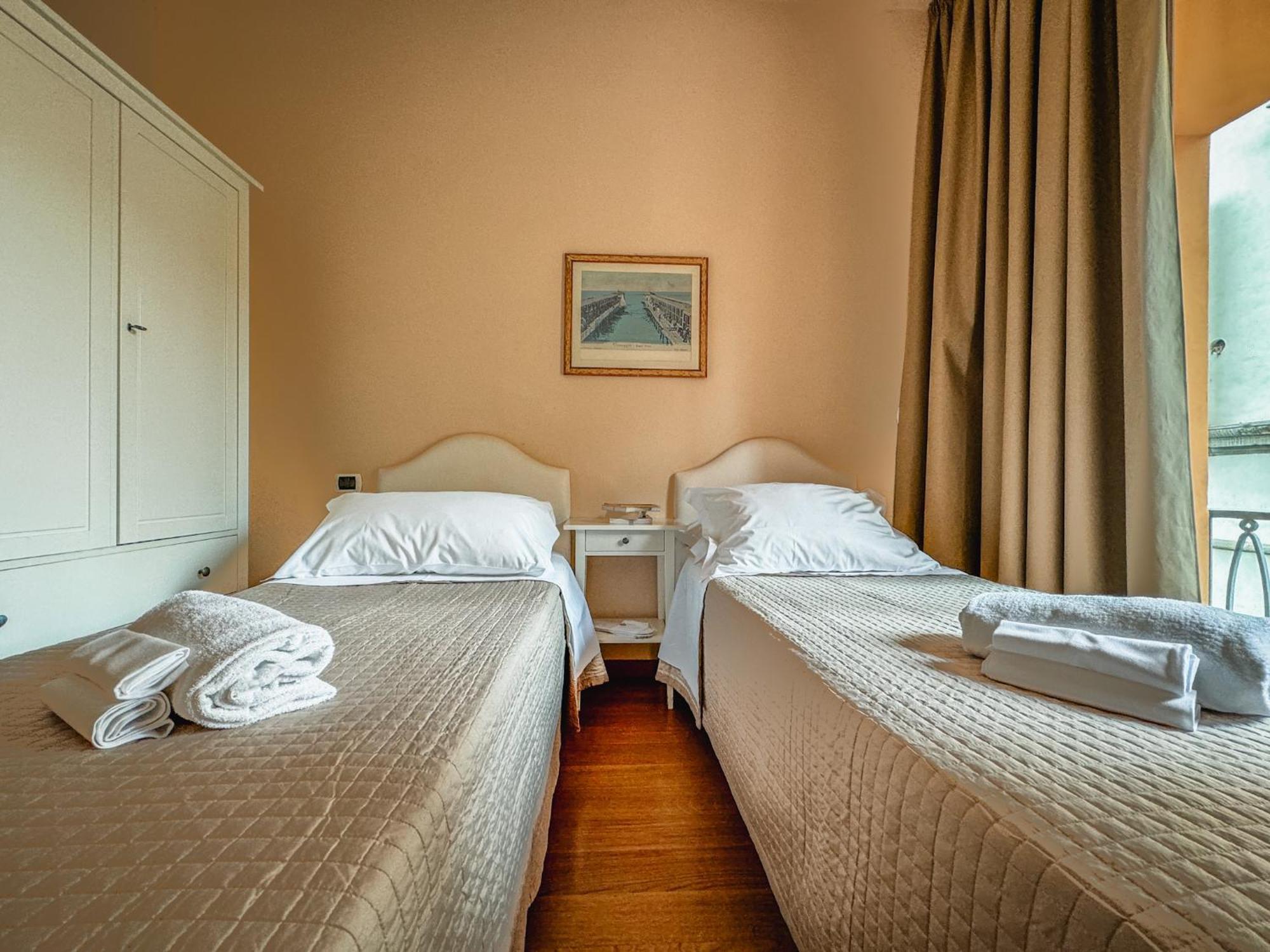 Casa Paolina Aparthotel ลุคคา ภายนอก รูปภาพ