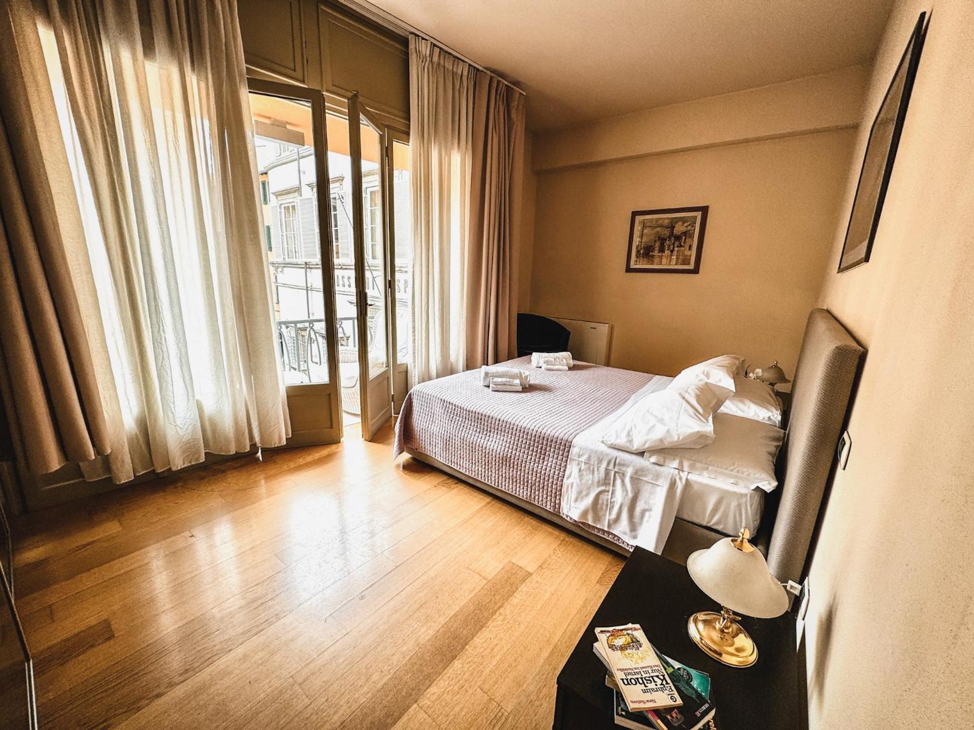 Casa Paolina Aparthotel ลุคคา ภายนอก รูปภาพ