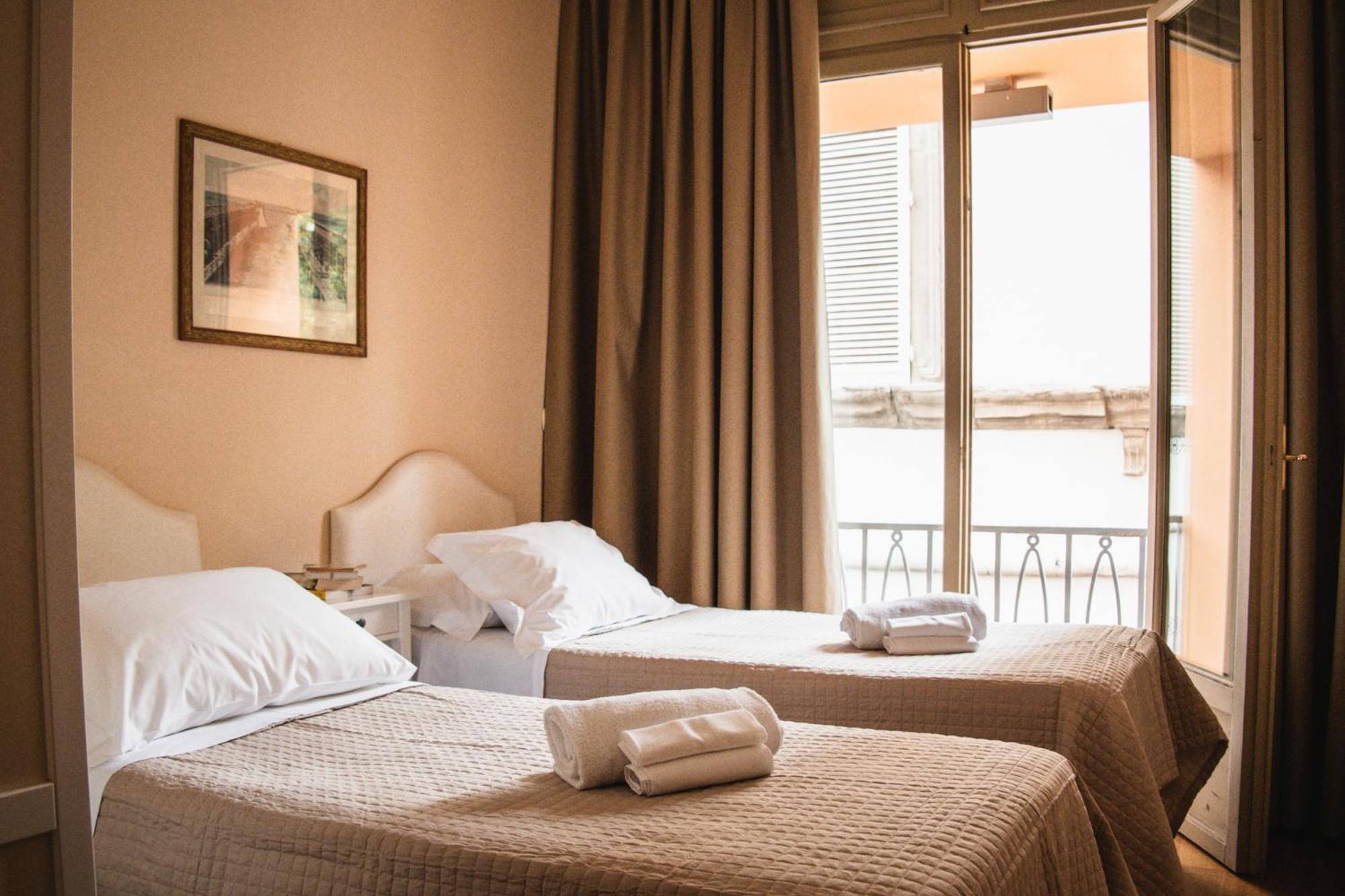 Casa Paolina Aparthotel ลุคคา ภายนอก รูปภาพ